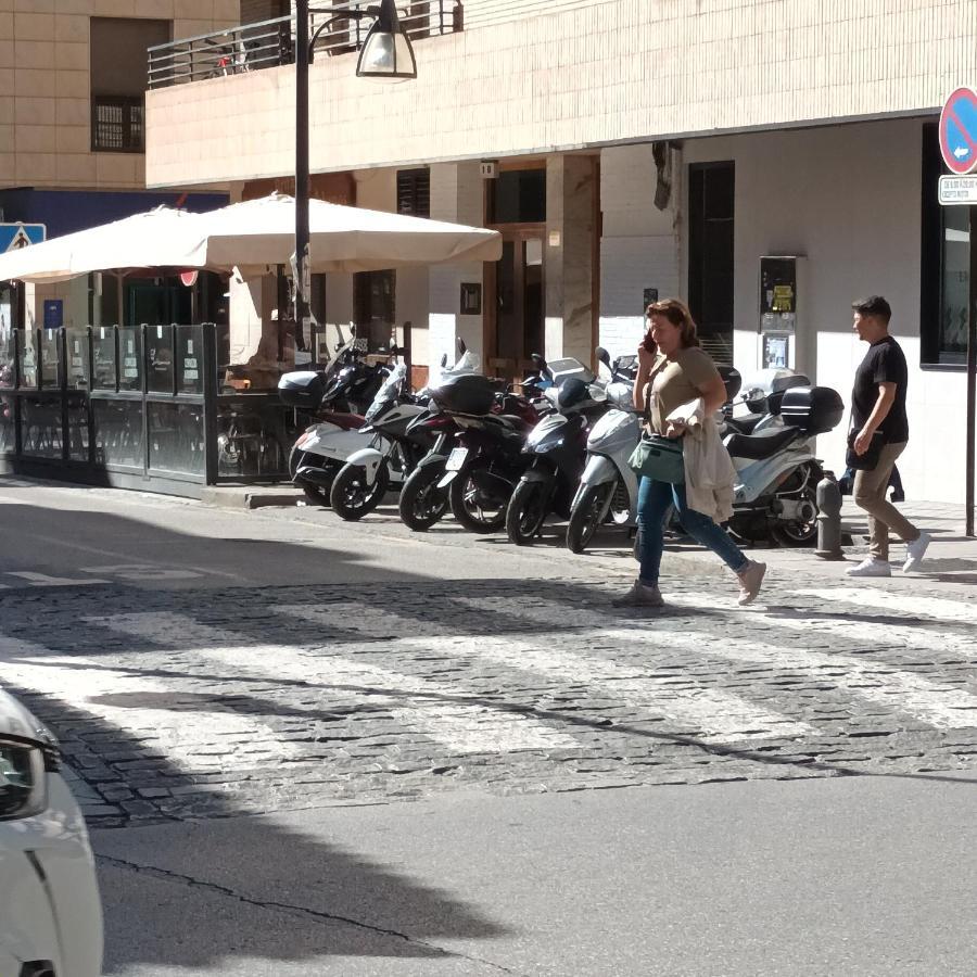 Piso En El Centro De Granada Con Garaje Incluido Gratis Apartment Bagian luar foto