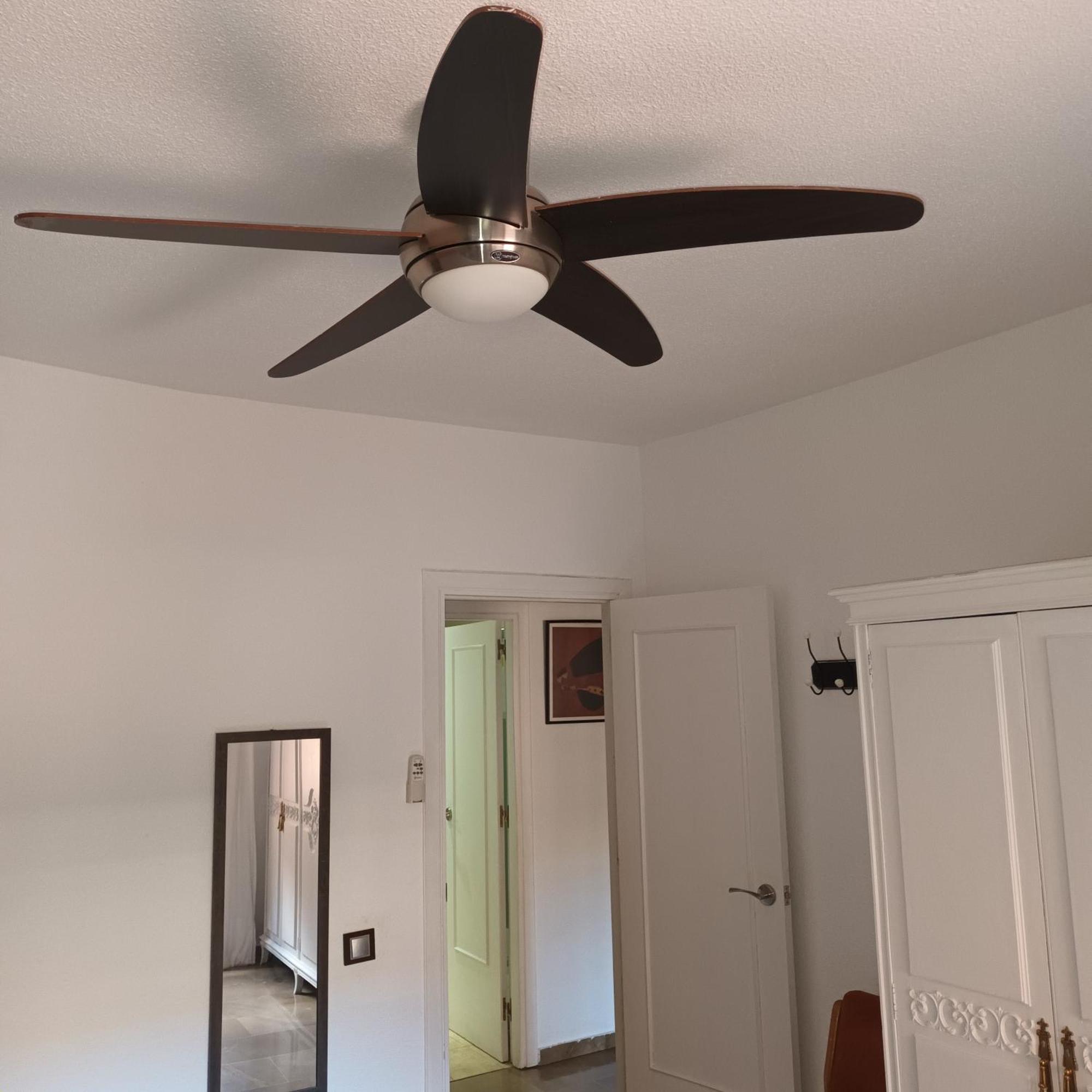 Piso En El Centro De Granada Con Garaje Incluido Gratis Apartment Bagian luar foto